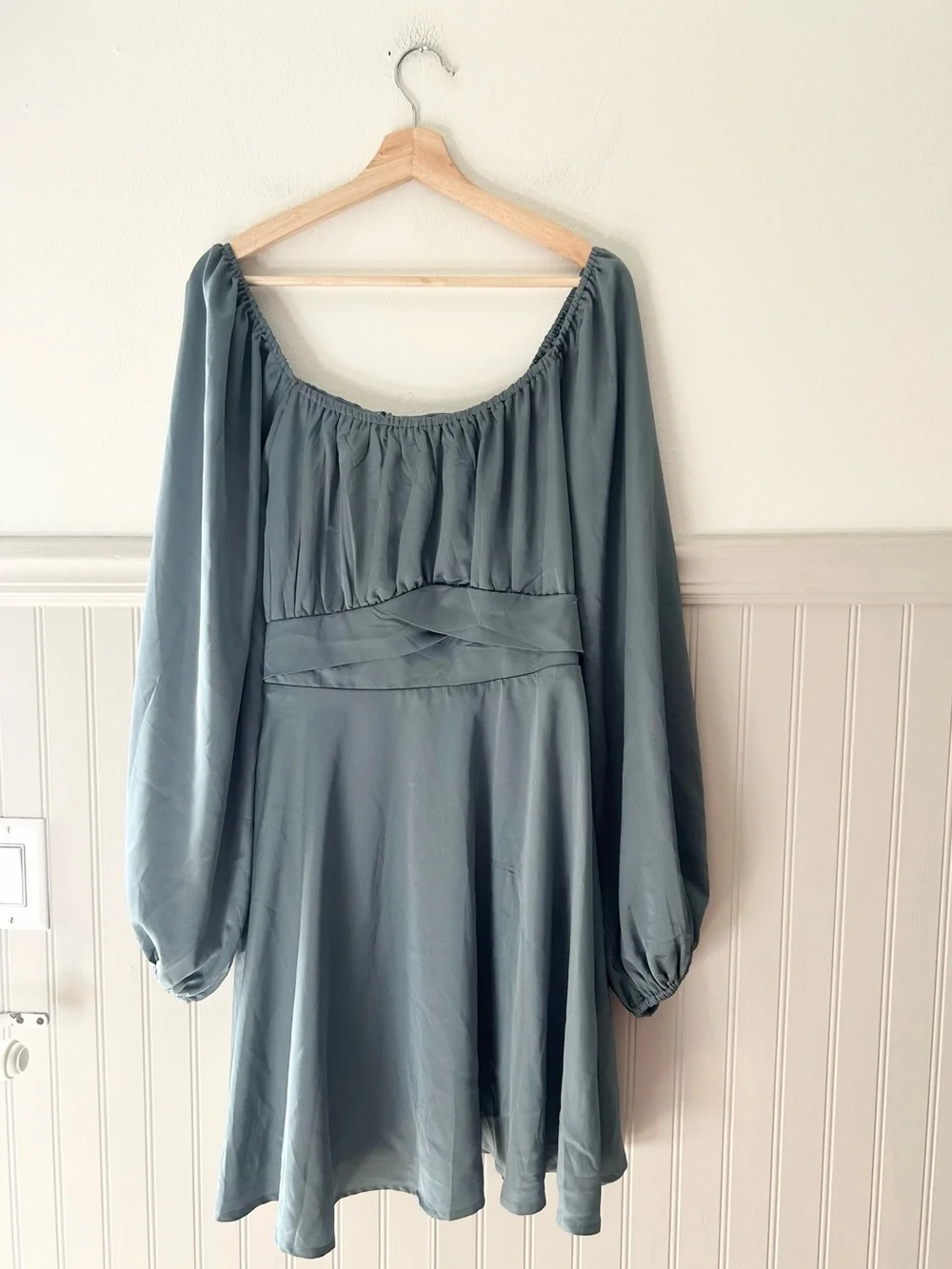 Arula Size B 2X Blue/Green Off Shoulder Long Sleeve Mini Dress